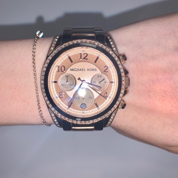 Michael Kors Rose Gold Watch main image 2